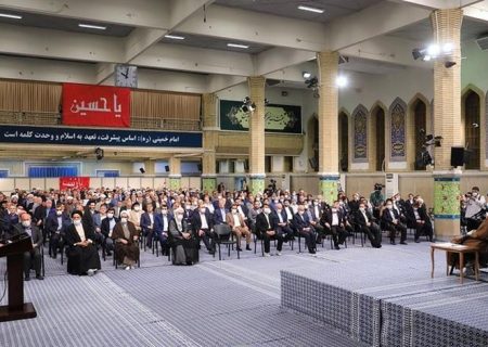 سرافراز وارد مجلس شدید، سرافراز خارج شوید