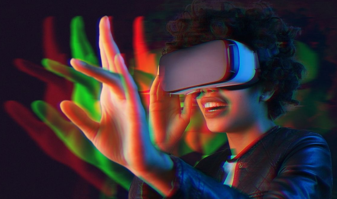 چگونه کارآفرینان تجارت الکترونیک می‌توانند از متاورس بهره ببرند؟