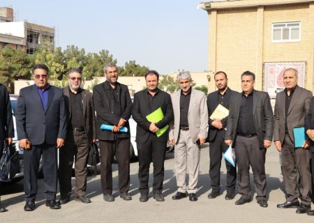 بازدید از روند ثبت نام دانش‌آموزان در مدارس استان البرز