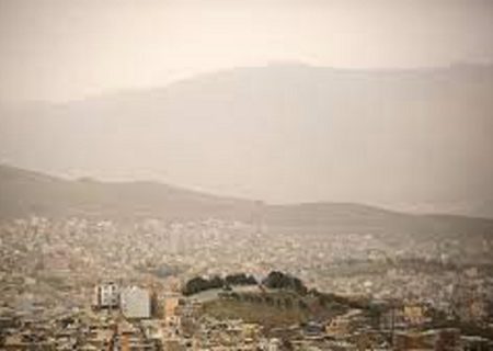 سالمندان و بیماران قلبی از حضور بلند مدت، در فضای باز خودداری کنند