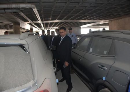 رفع موانع ترخیص ۱۰۰۰ خودروی خارجی از بنادر هرمزگان با اقدام قوه قضاییه