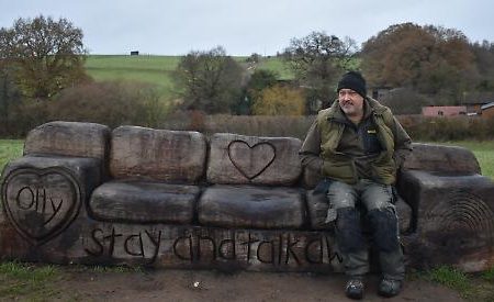 تأثیر رسانه‌های اجتماعی بر قتل و آزار و اذیت