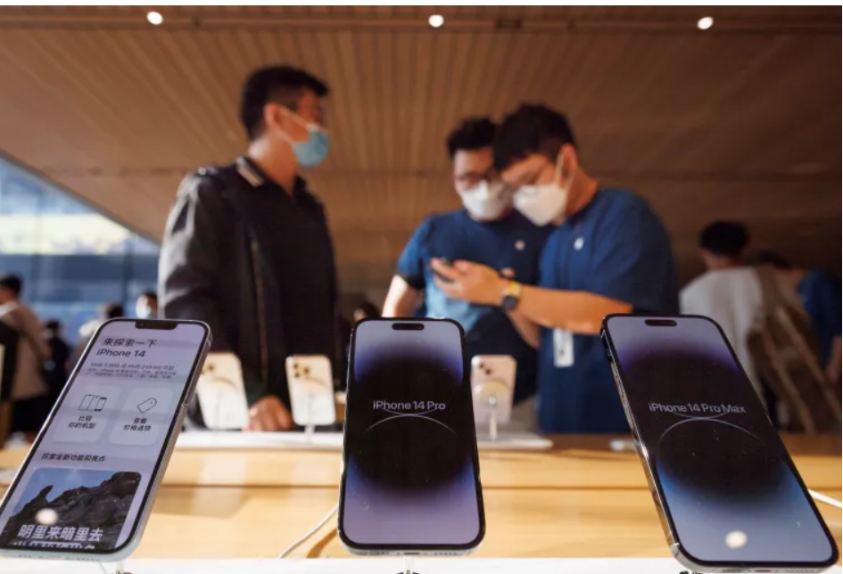 چرا چین استفاده از آیفون را منع می کند؟