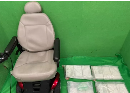 کشف مواد مخدر در ویلچر برقی