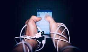 مزایا و معایب رسانه های اجتماعی