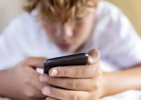 قوانین کنترل والدین برای افراد زیر ۱۶ سال