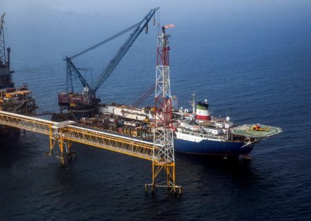 رشد ۲۵ درصدی صنعت نفت در تابستان: غلبه بر تحریم‌ها