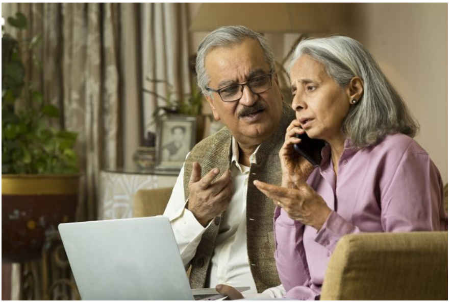 علائم کلاهبرداری از افراد مسن