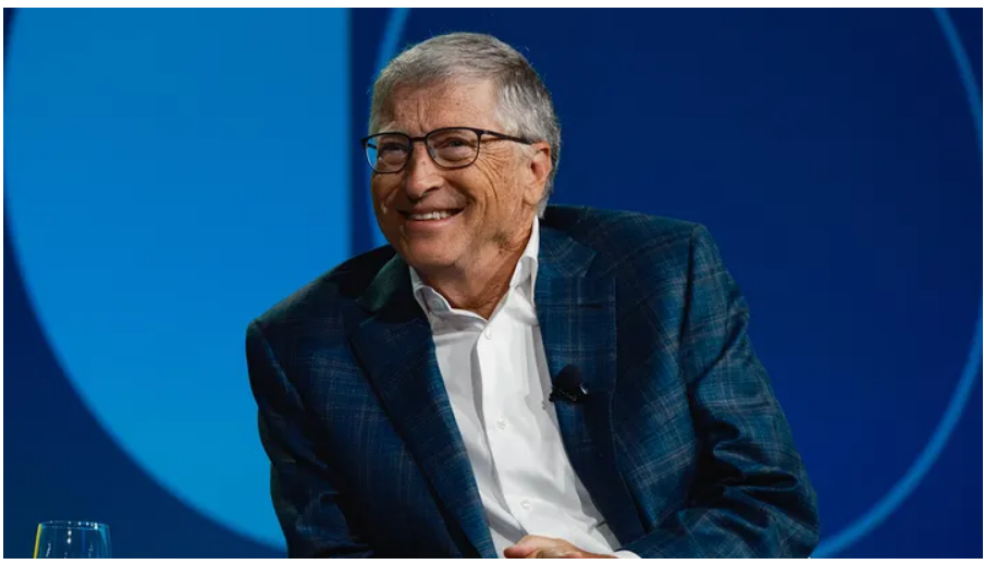 بیل گیتس بررسی می کند؛ استفاده از هوش مصنوعی برای افزایش بهره‌وری و کیفیت زندگی