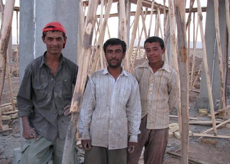 مجازات برای ایرانی هایی که به اتباع خارجی غیرمجاز خانه یا شغل دهند