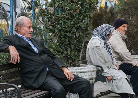 چاره‌ای جز افزایش سن بازنشستگی نیست