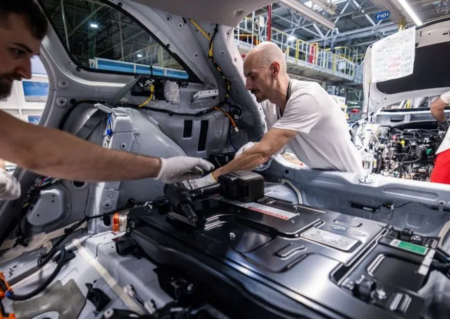 محدود کردن نقش چین در صنعت خودروسازی آمریکا