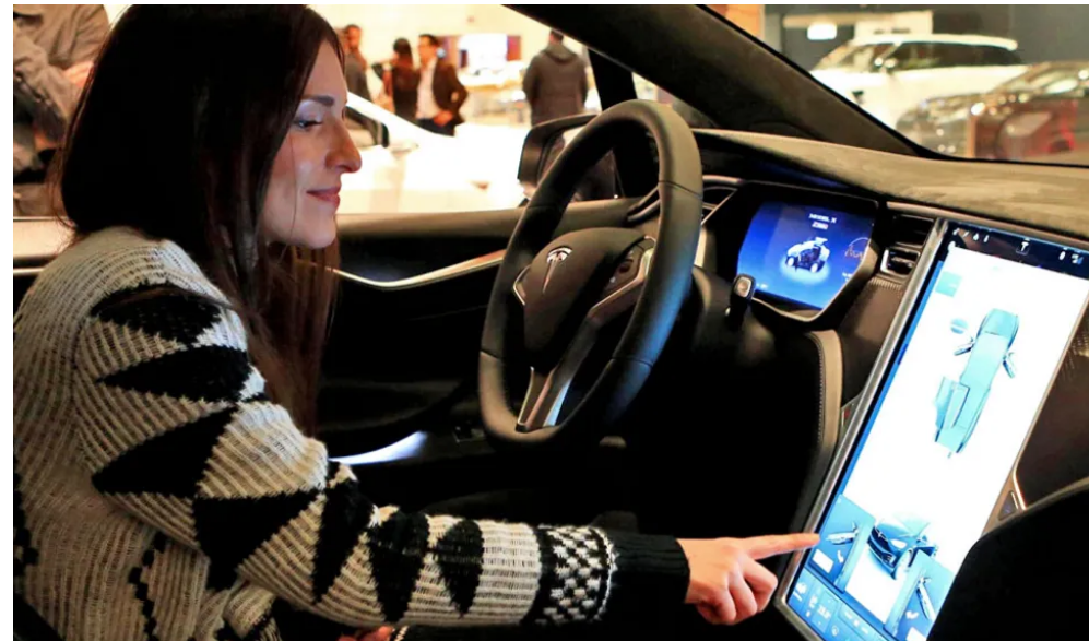 خودروهای بدون راننده تا پایان ۲۰۲۶ در بزرگراه های بریتانیا