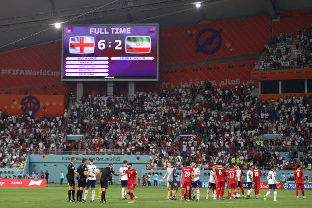 واردات خودرو توسط فوتبالیستها مصداق بارز رانت است/تیم ملی سکویی برای فعالیت‌های تجاری