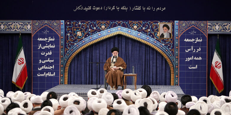 رهبر معظم انقلاب: به معنی واقعی باید قدردان مردم مؤمن، علاقه‌مند، وفادار و هوشمند ایران باشیم