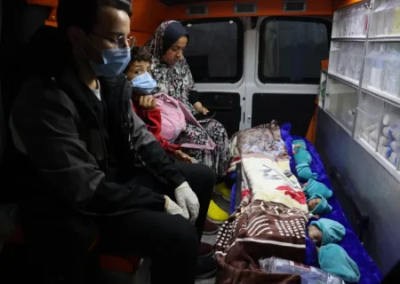 شهادتهای تکان دهنده سخنگوی یونیسف از وضعیت زنان باردار ، تولد و مرگ و میر نوزادان در غزه !