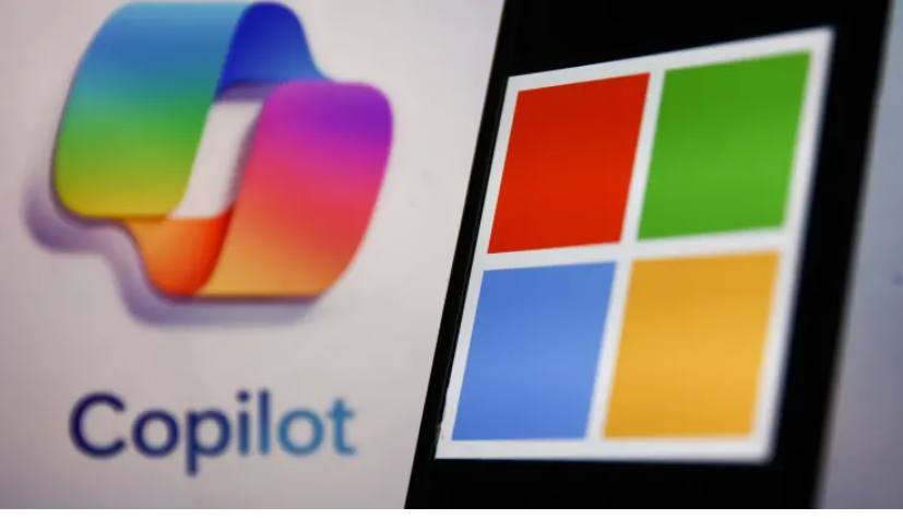 معرفی چت بات هوش مصنوعی Copilot برای کارکنان امور مالی در Excel و Outlook