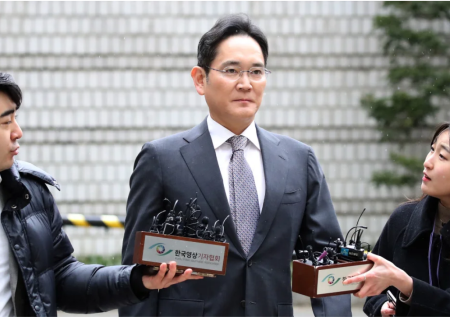 تبرئه شدن مدیر عامل سامسونگ از جرایم مالی