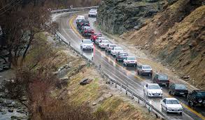 بارش باران در محور‌های مواصلاتی ۹ استان کشور