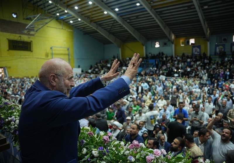 انتقادات صریح قالیباف از روحانی در قزوین/ چرا بهانه‌تراشی می‌کنید؟