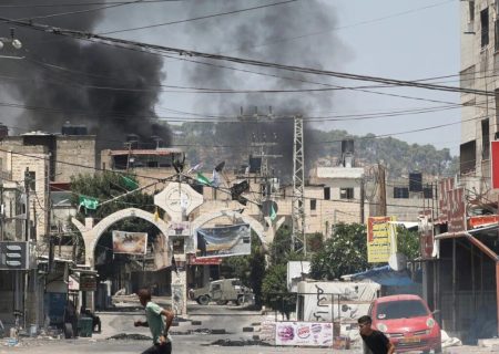 شهادت ۱۶ فلسطینی در کرانه باختری/ عقب‌نشینی نظامیان صهیونیست از طولکرم