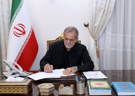 رئیس‌جمهوری مجوز جذب ۷۰ هزار معلم بازنشسته را صادر کرد