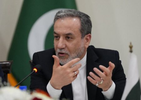 عراقچی : توافق ایران و پاکستان برای تشدید مقابله با گروهک‌های تروریستی