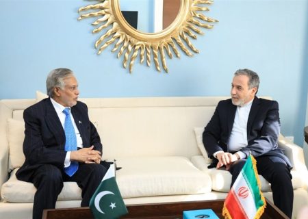عراقچی: شاهد طراحی آمریکایی و صهیونیستی برای تجزیه کشورهای اسلامی هستیم