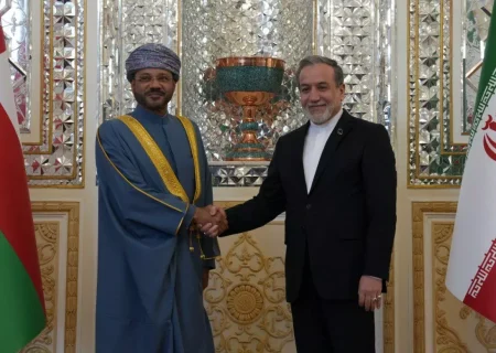 البوسعیدی: عمان از موضع مسئولانه ایران درباره سوریه تمجید می کند