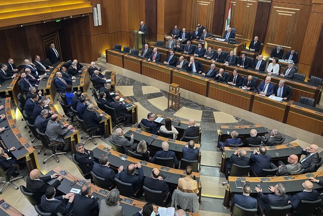 مشتاقی : امنیت لبنان درگرو مثلث طلایی «ارتش، مردم و مقاومت» است