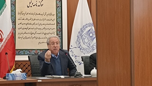 یک سوم وکلای آذربایجان‌شرقی از بیکاری رنج می‌برند