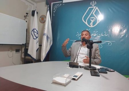 رئیس سازمان نظام پزشکی شیراز: خالی ماندن ۵۰ درصد صندلی‌های تخصصی پزشکی/پزشکان متخصص مهاجرت می کنند