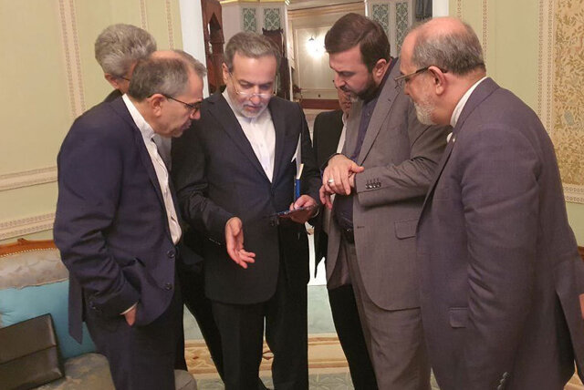 عراقچی: به مبنای مذاکراتی با آمریکا نزدیک شدیم/گفت و گوها ادامه دارد