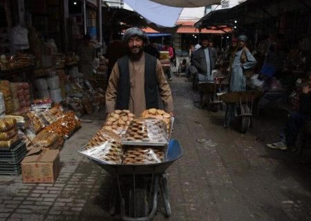 از مغازه‌داری تا زادوولد بی‌رویه؛ اتباع خارجی چگونه اقتصاد ایران را تصاحب می‌کنند؟