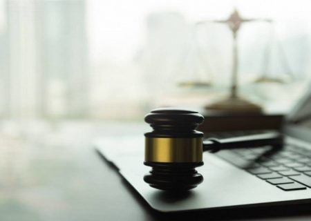 اعمال تغییرات پس از قطع همکاری ، پشتیبان امنیت را متهم به تخریب داده‌ها کرد