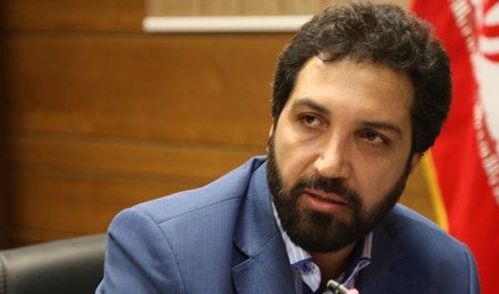 شکات، خواندگان و خواهان پرونده‌ها همگی باید از وکیل برخودار شوند