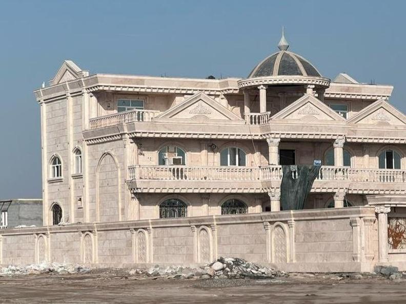 باند قاچاق سوخت در هرمرزگان نقره داغ شد|مصادره ویلاهای لوکس و شناورهای متخلف در بندرکلاهی