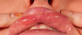 مرکز غیرمجاز زیبایی در فردیس