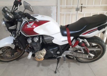 موتورسیکلت ۷ میلیاردی قاچاق در هشتگرد  لو رفت