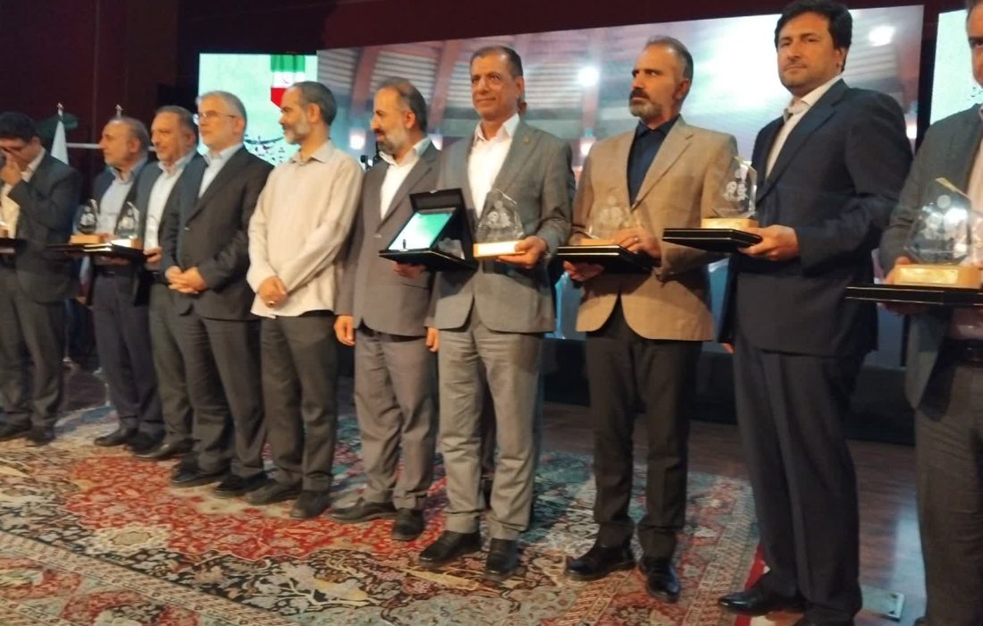 اداره کل استاندارد البرز دستگاه برتر جشنواره شهید رجایی در سال ۱۴۰۴ شد