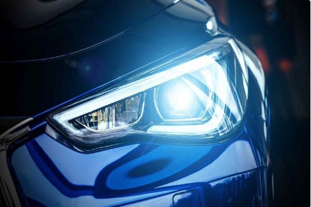 چراغ‌های زنون